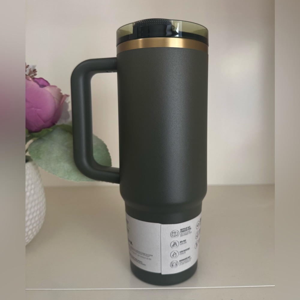 🎉LAST CHANCE🎉Stanley 30oz. Quencher ProTour Flip Straw Tumbler Cypress - Picture 7 of 9
